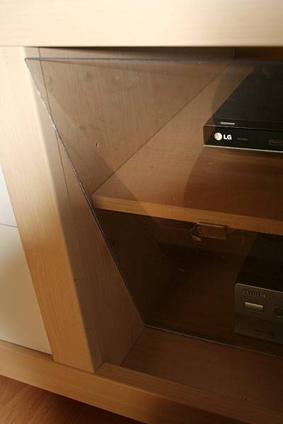 hellen_plexi_2.jpg hellen_plexi_2.jpg